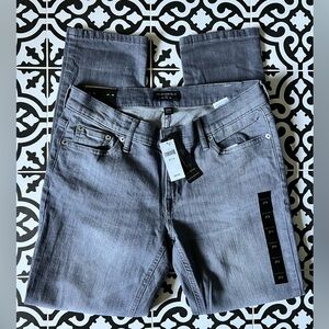 NWT Banana Republic Girlfriend Cropped Jeans